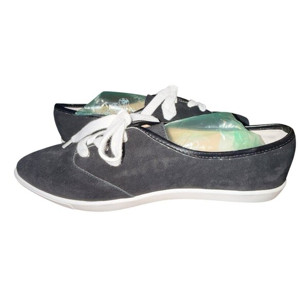 New Wendy Williams Collection Black suede Women’s pointed Sneakers size 11 W - Picture 4 of 6
